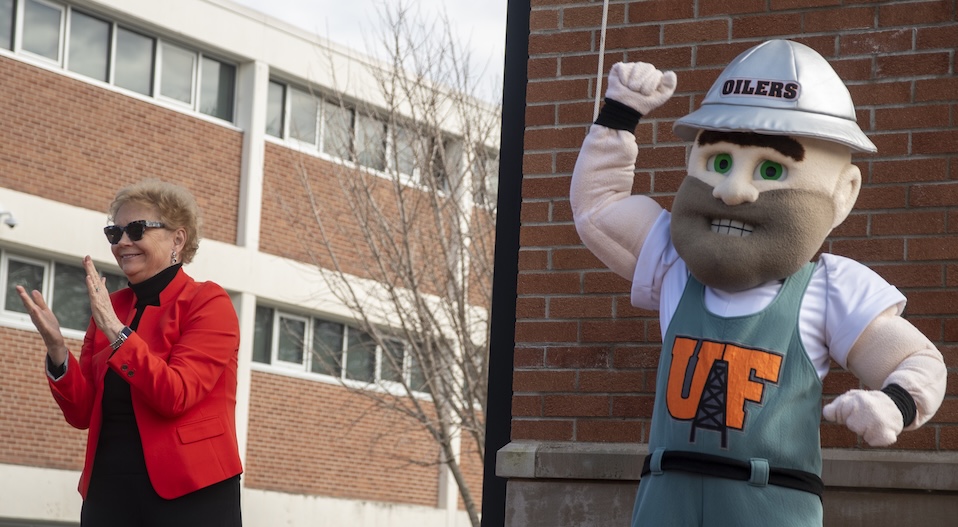 Generous UF alumni and friends set another Day of Giving record